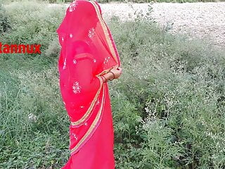 Sona Bhabhi Outdoor Fucking Pussy Doggystyle Sex - Village Girl free video