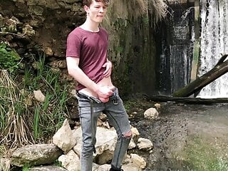 Hot Hunk Jerking His Big Dick (23Cm) In Public Place free video