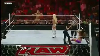 Kelly Kelly And Eve Vs Maryse And Melina free video