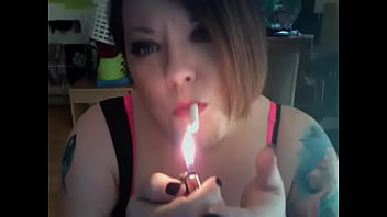 Bbw Tina Snua Chain Smokes Filterless Gauloise Cigarettes - Smoking Fetish free video