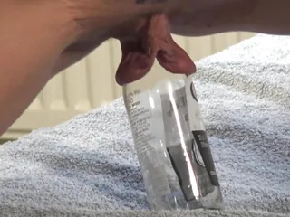 Nicole Dupapillon Uk's Longest Labia Clips Weights To Her Lips And Fucks Her Gaping Pussy With Different Bottles free video