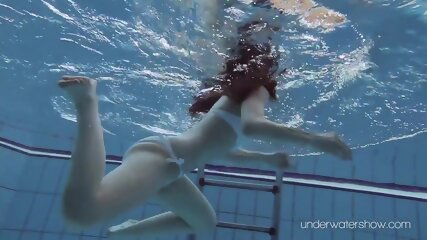 White Swimsuit With Tattoos Babe Roxalana Cheh Underwater free video